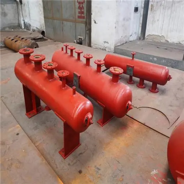 宏伟分集水器安装高度